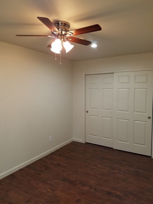 Building Photo - 1 Bed/1 Bath Coming Available August 1st