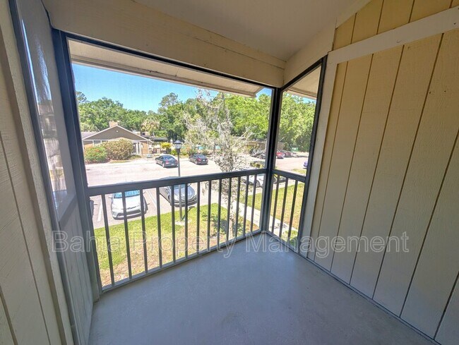 Foto del edificio - 13401 Arbor Pointe Cir