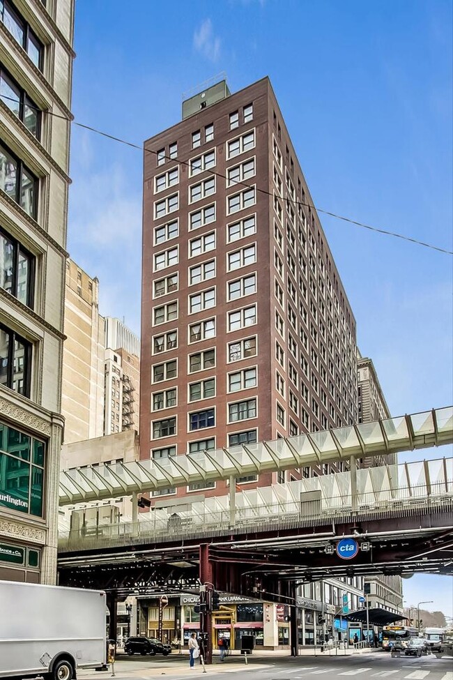 Foto del edificio - 5 N Wabash Ave