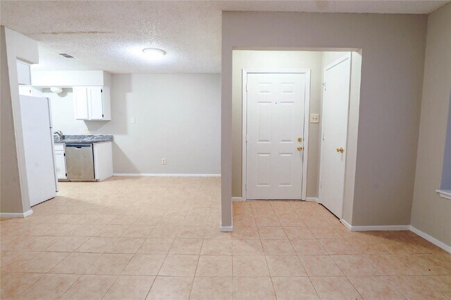 Foto del edificio - Move in Ready Duplex in Arlington!