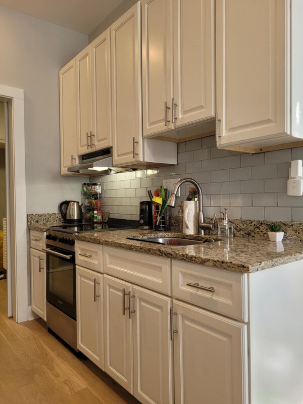 Foto del edificio - 3529 14th St NW