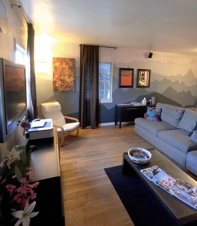 Living Room - 10750 Landale Street