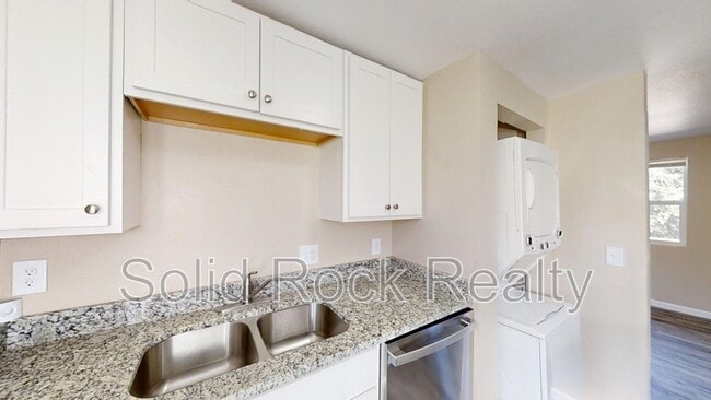 Photo - 2405 E St Vrain St Apartment