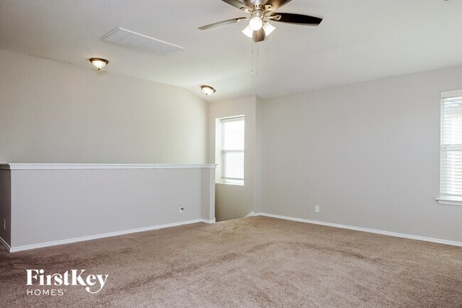 Building Photo - 164 Jolie Cir