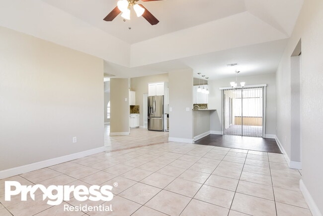 Building Photo - 264 Daisy Estates Dr