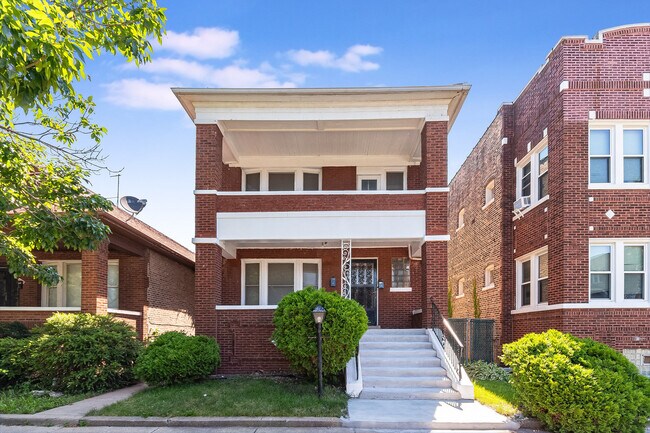 Building Photo - 8141 S Ada St
