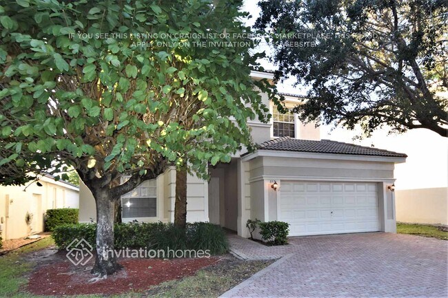 Foto del edificio - 117 Palm Cir