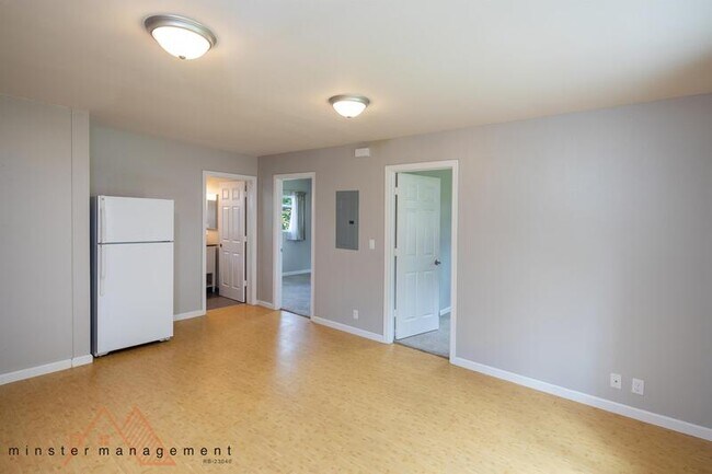 Foto del edificio - 2438 10th Ave