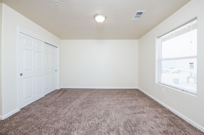 Building Photo - 2020 Landucci Dr