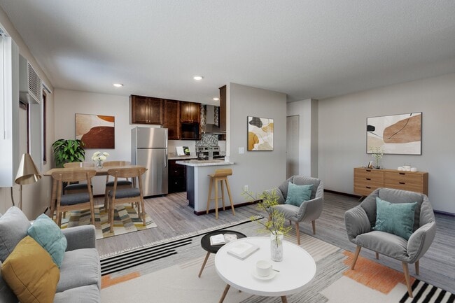 Building Photo - Diamond Eight Terrace