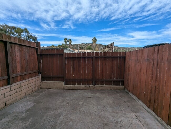Building Photo - 5081 College View Ave
