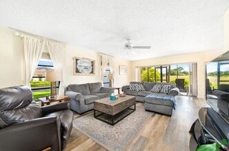 Building Photo - 3351 Twin Lakes Terrace