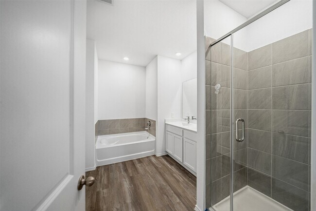 Building Photo - 6015 Mocha Palms Dr