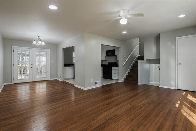 Foto del edificio - 2821 Petersburg Ct