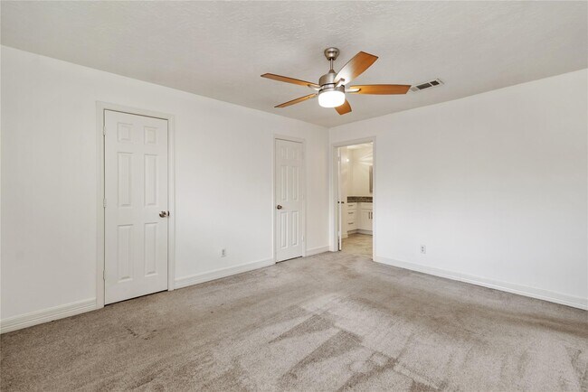Building Photo - 4811 Algernon Dr