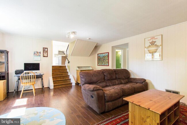 Foto del edificio - 3206 Armory Ct