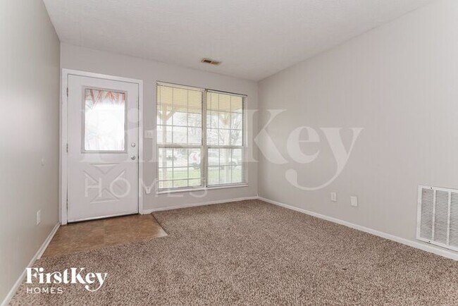Building Photo - 3219 Pawnee Dr