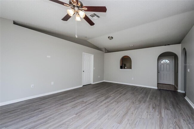 Building Photo - 2406 Askey Ct