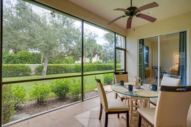 Foto del edificio - 5557 Whispering Willow Way