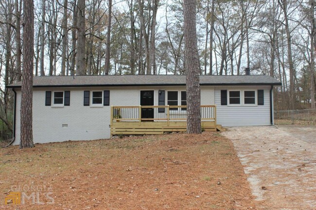 Building Photo - 3621 Lavilla Dr