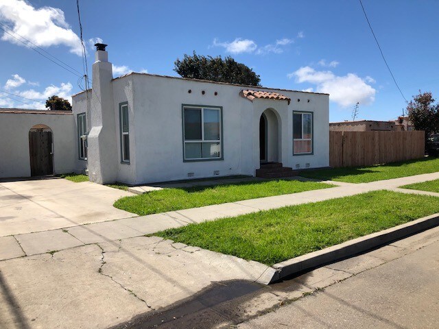 Primary Photo - 4680 5th St