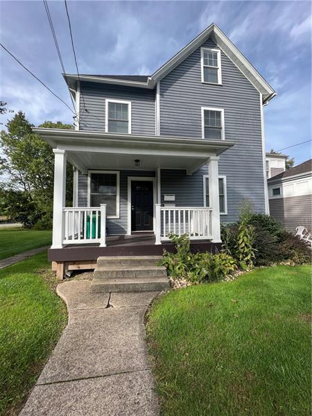 Primary Photo - 1105 Riverside Dr