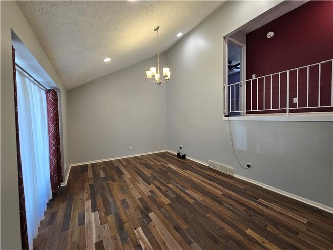 Building Photo - 9 Hepatica Ln