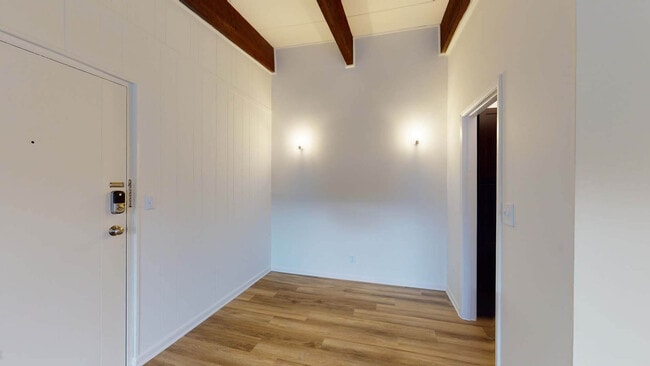 Building Photo - 201 Wickham Way