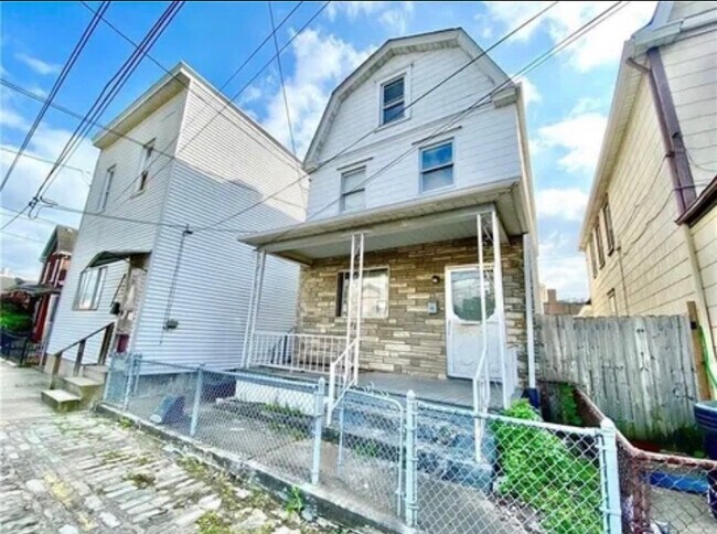 Foto del edificio - 227 Munson Ave