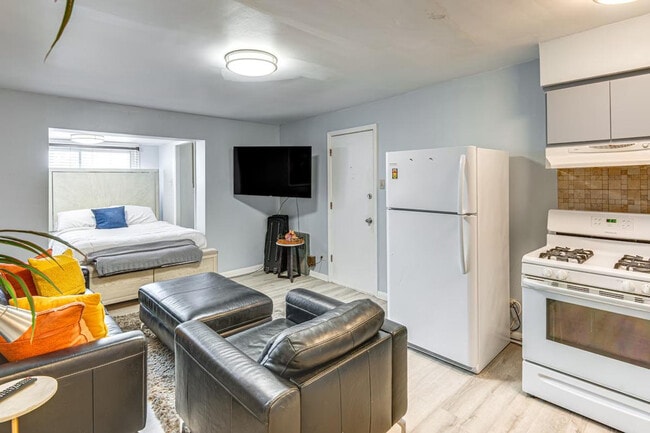 Foto del edificio - 8136 S Kedzie Ave