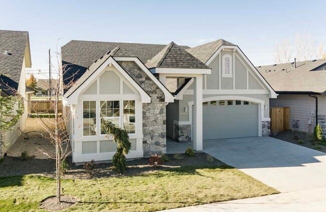 Building Photo - 6845 N Sunglow Ave