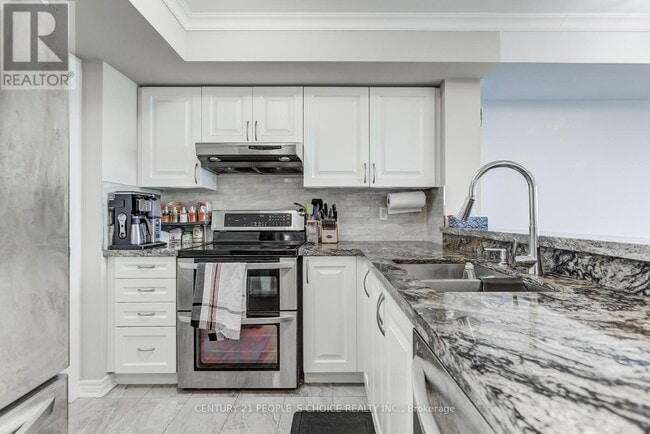 Building Photo - 33 Elm Dr W