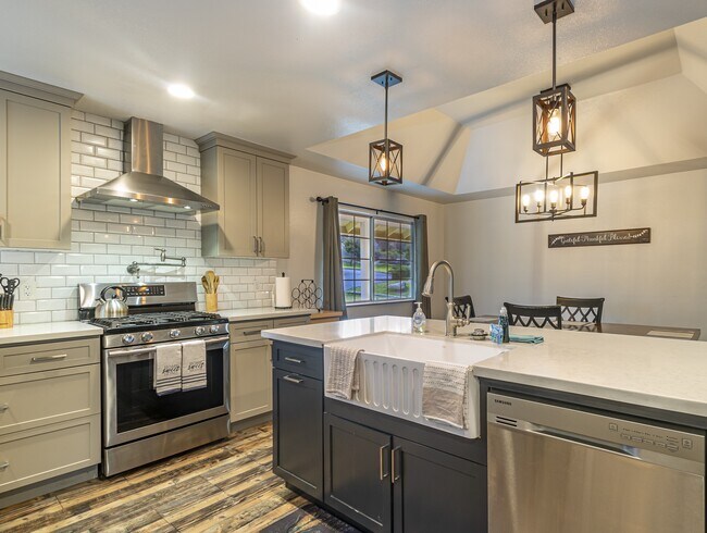 Foto del edificio - 28791 Yosemite Springs Pkwy