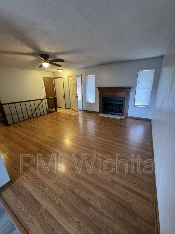 Foto del edificio - 8520 W Thurman St