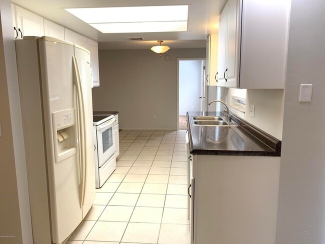 Foto del edificio - 609 Croton Rd