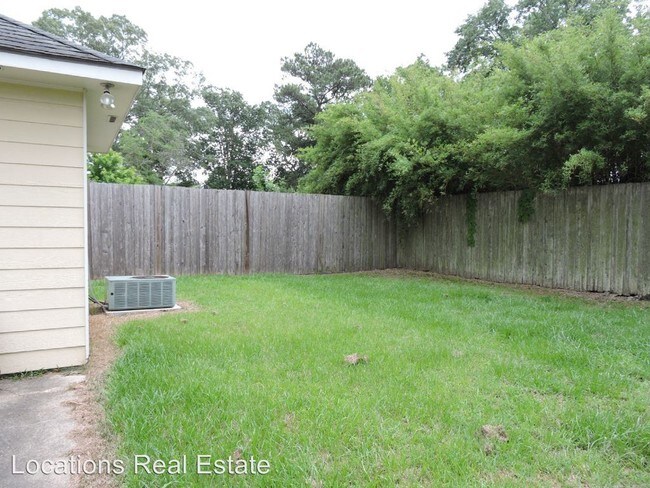 Building Photo - 3 br, 2 bath House - 8054 Essen Cove