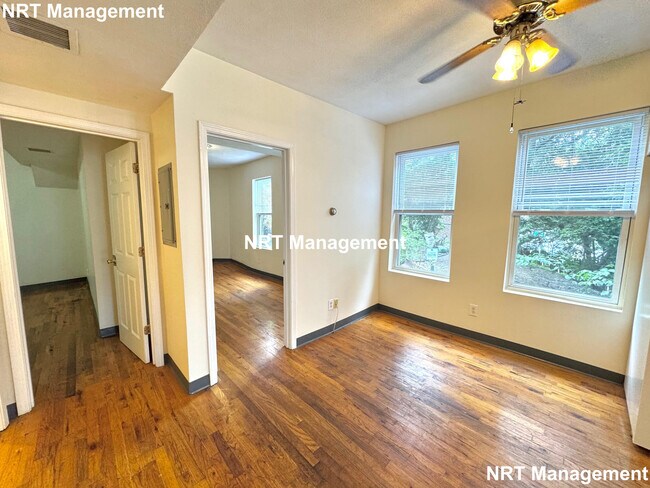 Foto del edificio - 840 Huntington Ave