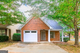 Building Photo - 3063 Broadleaf Trail Rd