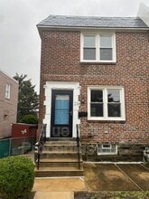 Building Photo - 234 W Washington Ave