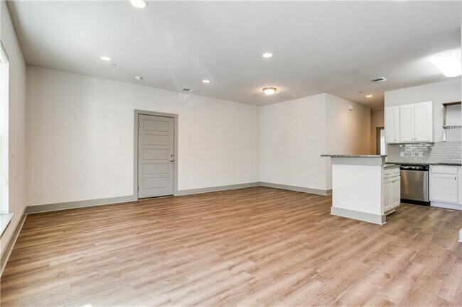 Building Photo - 12280 Mulligan Glen Ct