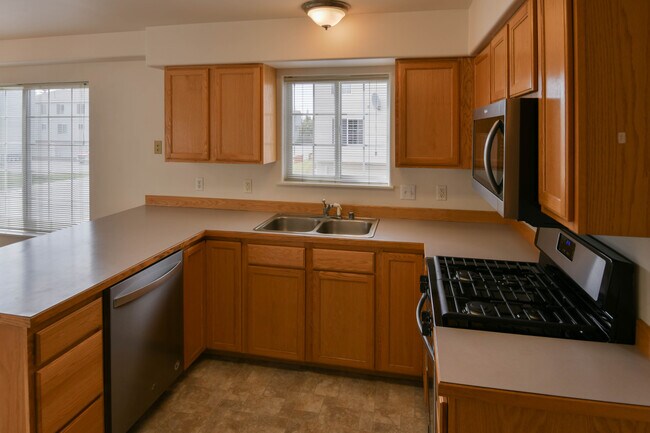 Building Photo - 6903 Gold Kings Ave