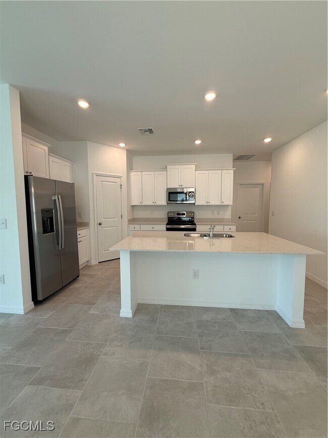 Foto del edificio - 3850 Treasure Oak Wy