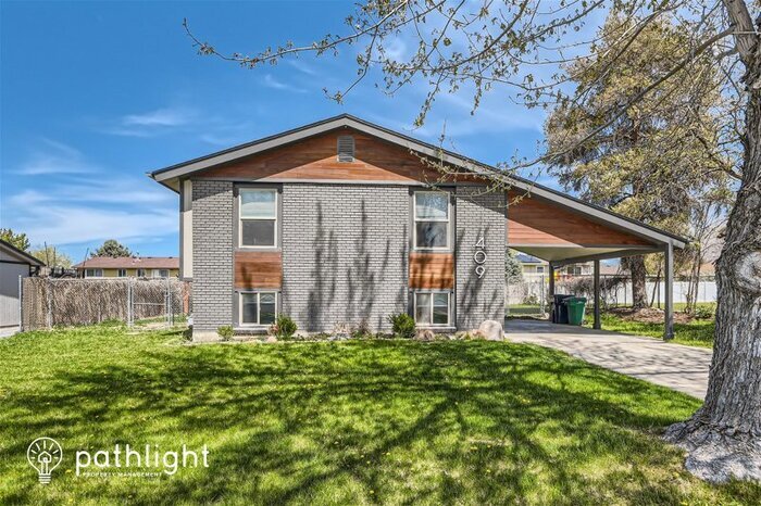 Primary Photo - 409 E 10185 S, Sandy, UT, 84070