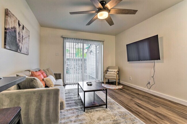 Foto del edificio - 4015 W 7th St