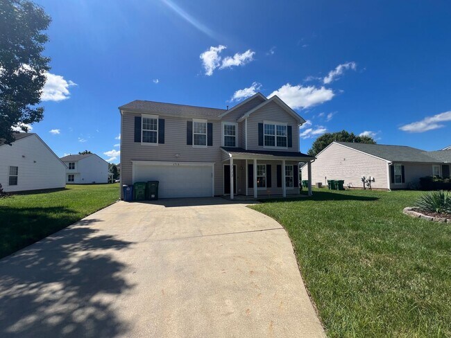 Building Photo - Welcome to this beautiful 4 Bedroom  Home ...