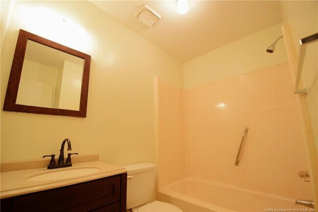 Building Photo - 6637 Abbey Ln