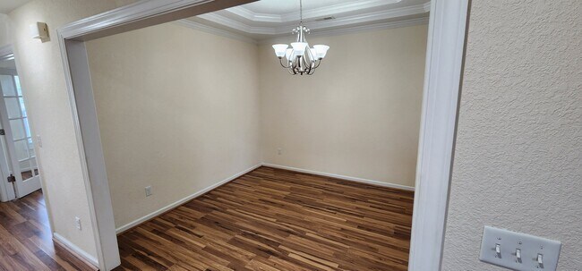 Foto del edificio - 125 Bay Leaf Dr