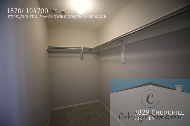 Foto del edificio - 3829 Churchill-