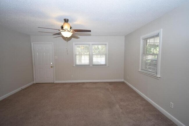 Foto del edificio - 3 bedroom in Goldsboro NC 27530