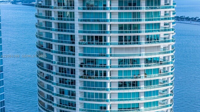 Foto del edificio - 2127 Brickell Ave